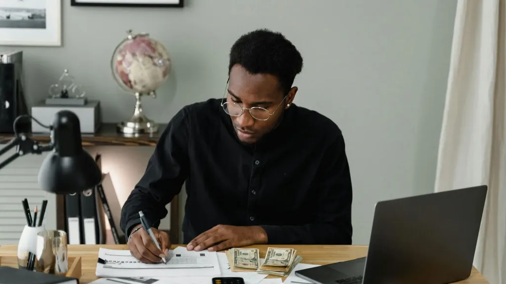 Helping Accountants with Moneythumb Accounting Converters